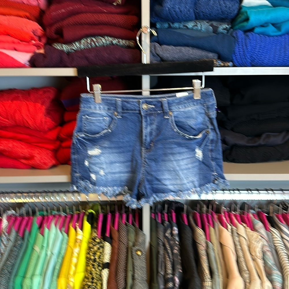 Unbranded blue raw hem distressed jean shorts size S